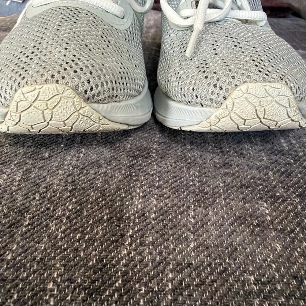 durable lightweight leisure workout Running - Under Armour 3024142-300 Sneakers - Picture 4 of 7